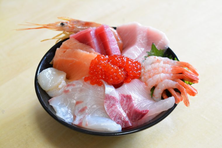 海鮮丼
